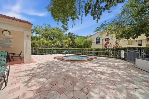 328 Los Prados Drive Safety Harbor FL 34695