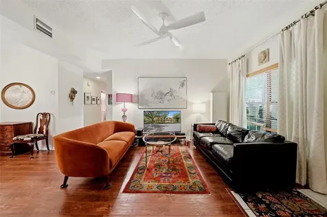328 Los Prados Drive Safety Harbor FL 34695
