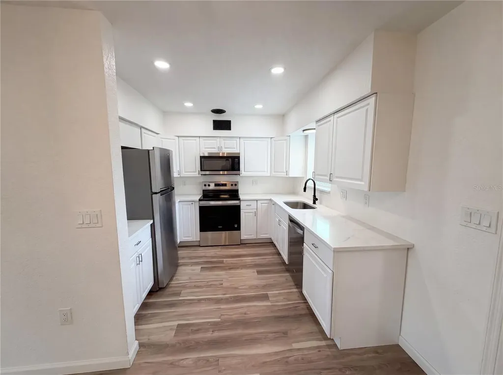 567 Baywood Drive N Dunedin FL 34698