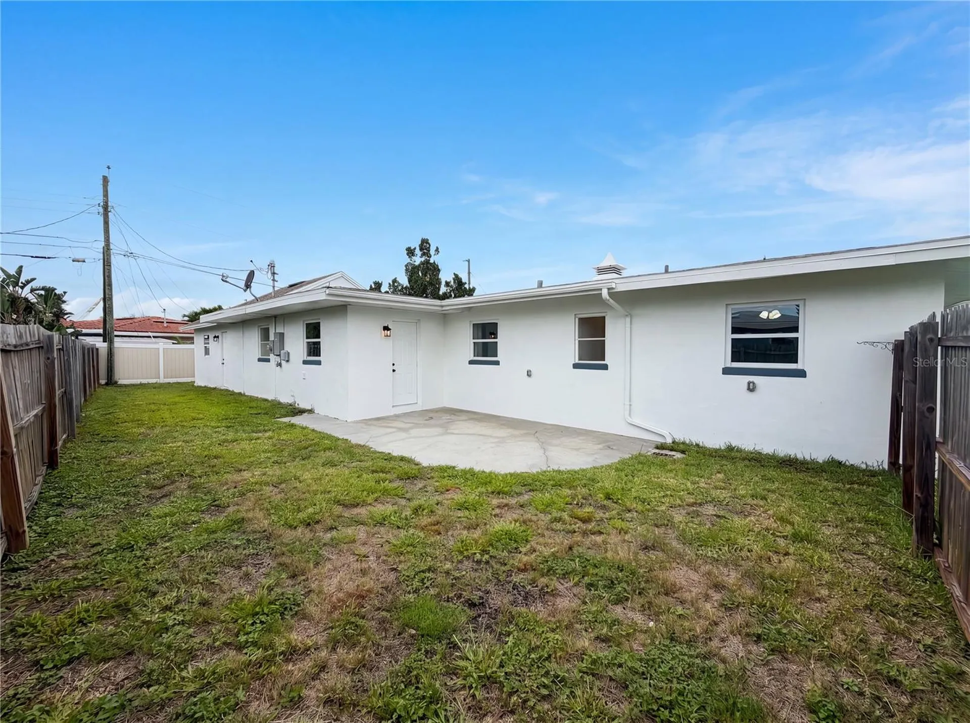 567 Baywood Drive N Dunedin FL 34698