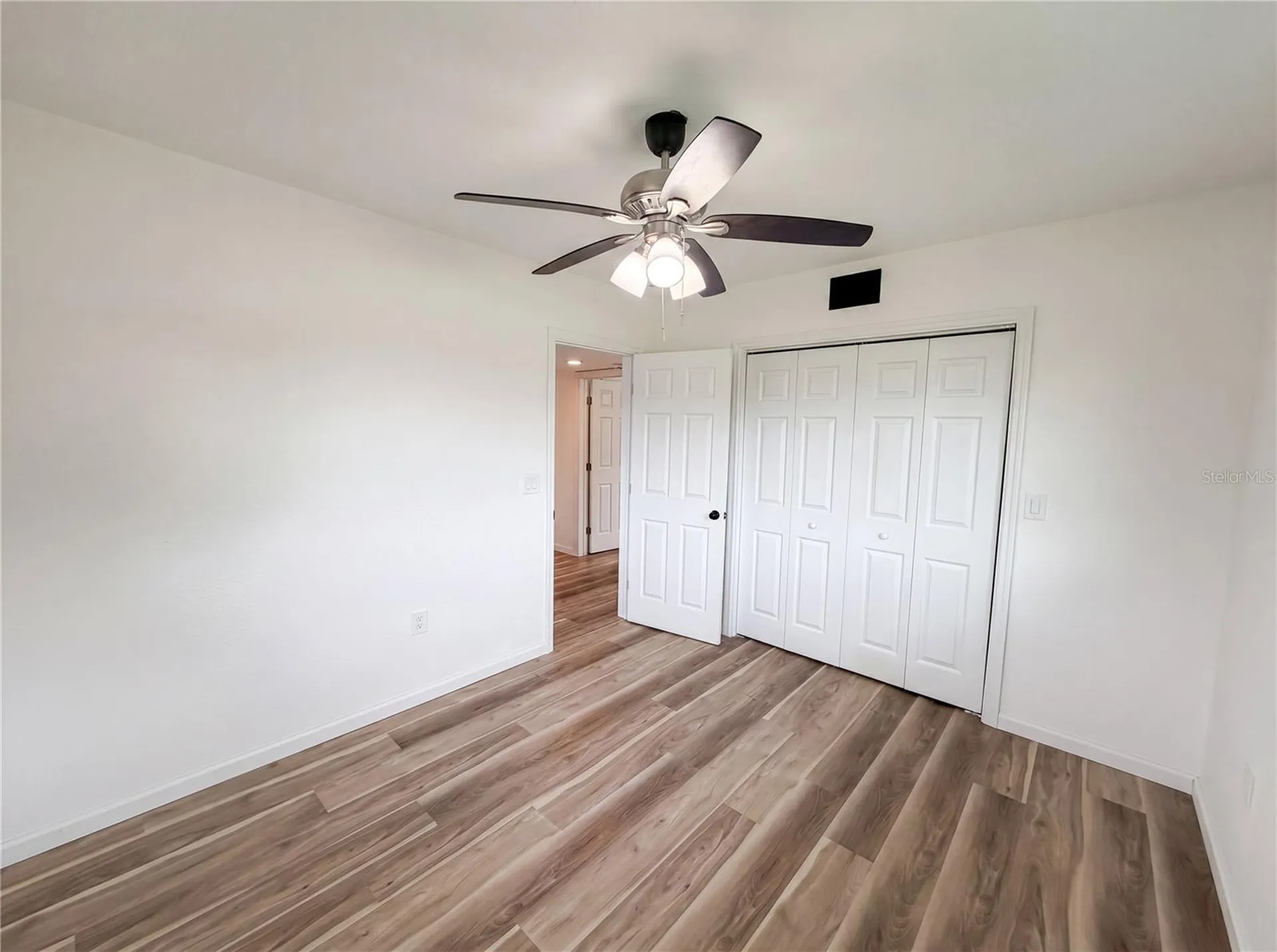 567 Baywood Drive N Dunedin FL 34698