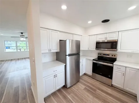 567 Baywood Drive N Dunedin FL 34698