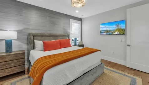 106 11th Street S Bradenton Beach FL 34217