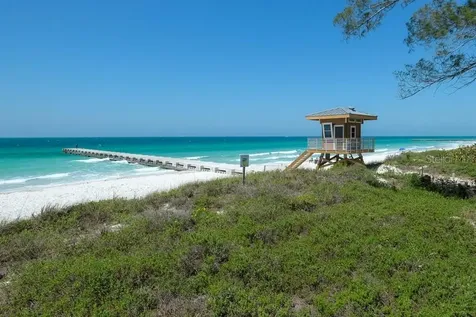 106 11th Street S Bradenton Beach FL 34217