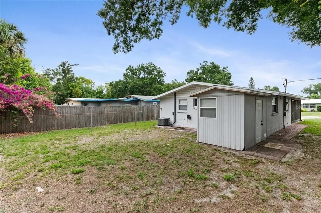 980 Charlotte Avenue Sarasota FL 34237