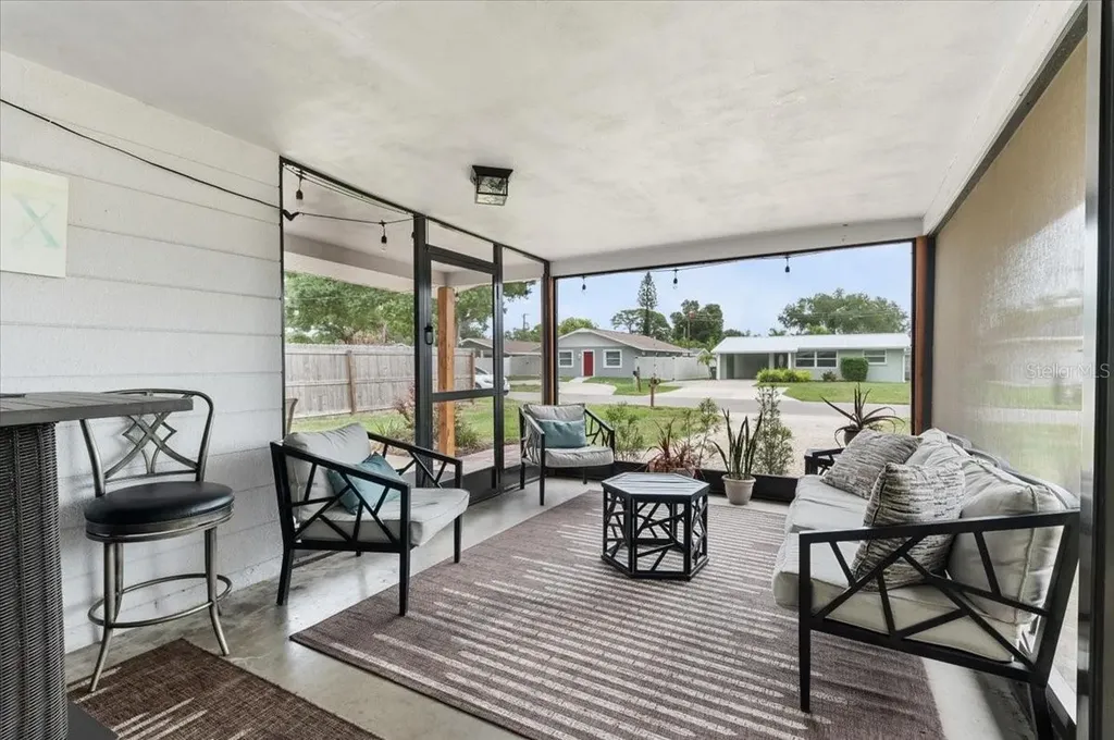 980 Charlotte Avenue Sarasota FL 34237