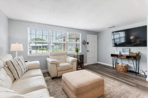 980 Charlotte Avenue Sarasota FL 34237