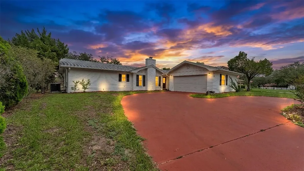 13 Sun Air Boulevard E Haines City FL 33844