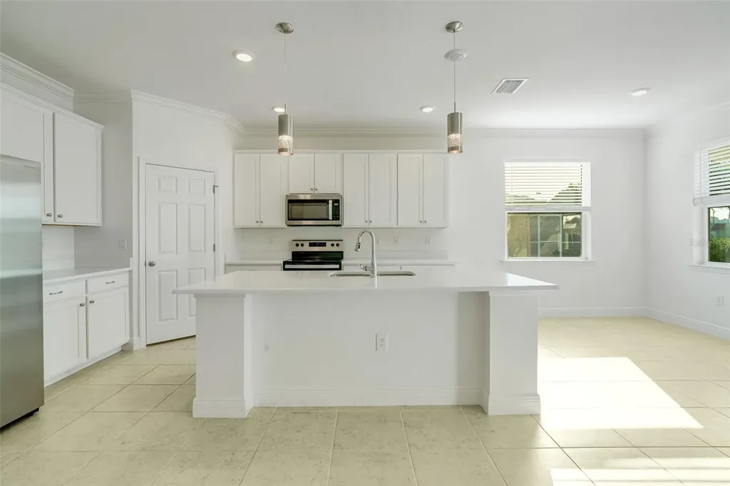 1452 SE 13th Terrace Cape Coral FL 33990