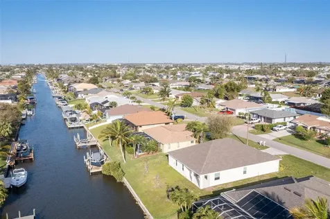1452 SE 13th Terrace Cape Coral FL 33990