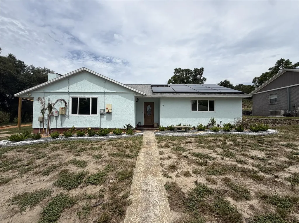 7 Lago Vista Court Davenport FL 33837