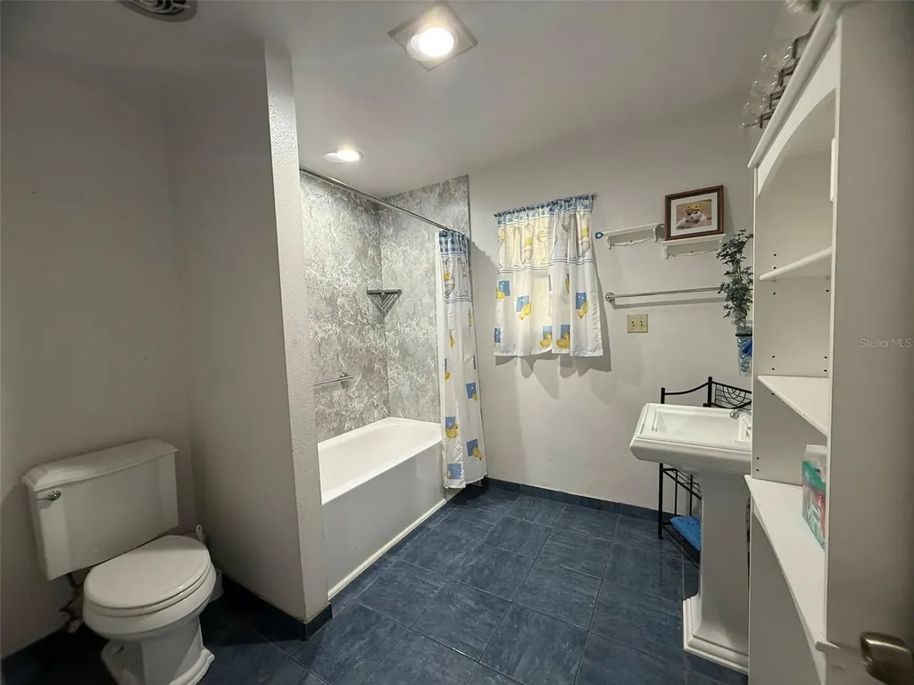 7 Lago Vista Court Davenport FL 33837