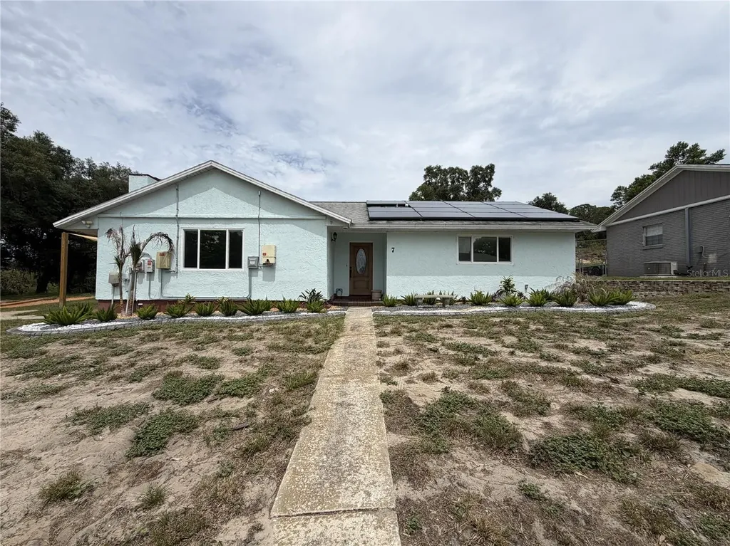 7 Lago Vista Court Davenport FL 33837