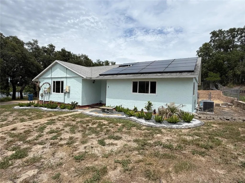 7 Lago Vista Court Davenport FL 33837