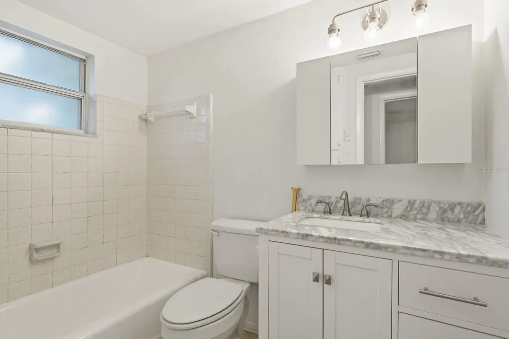 417 Milwaukee Avenue Dunedin FL 34698