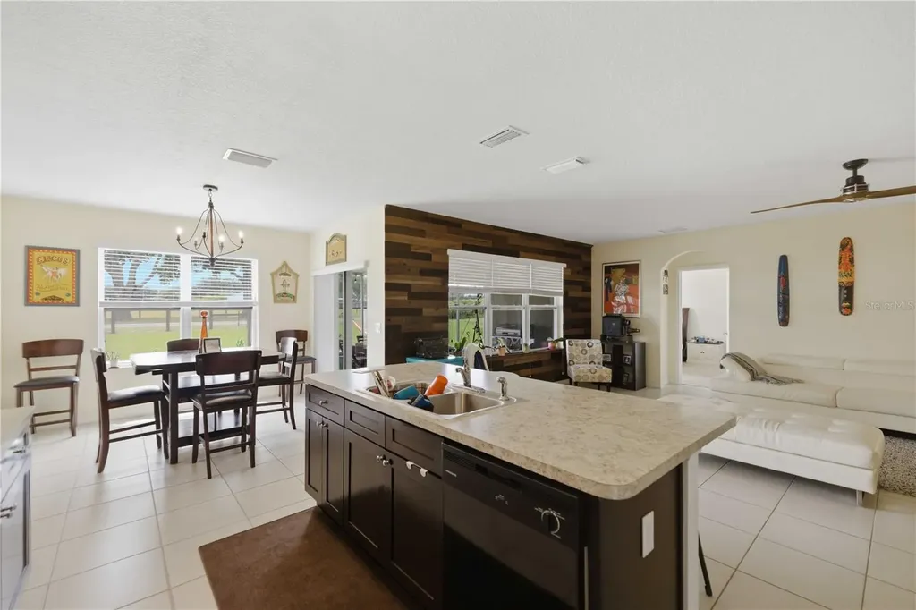 6824 SW 64th Terrace Ocala FL 34476