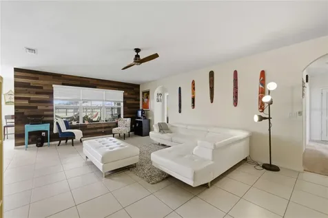 6824 SW 64th Terrace Ocala FL 34476