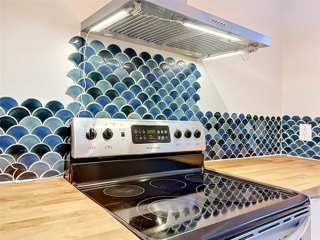 523 Derby Drive Altamonte Springs FL 32714