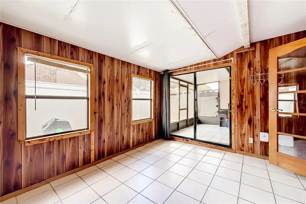 523 Derby Drive Altamonte Springs FL 32714
