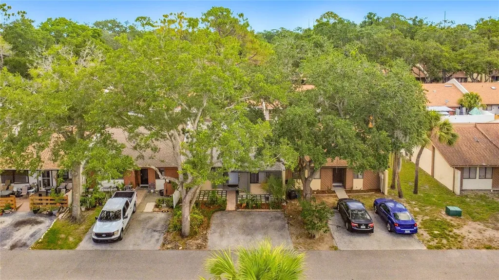 523 Derby Drive Altamonte Springs FL 32714