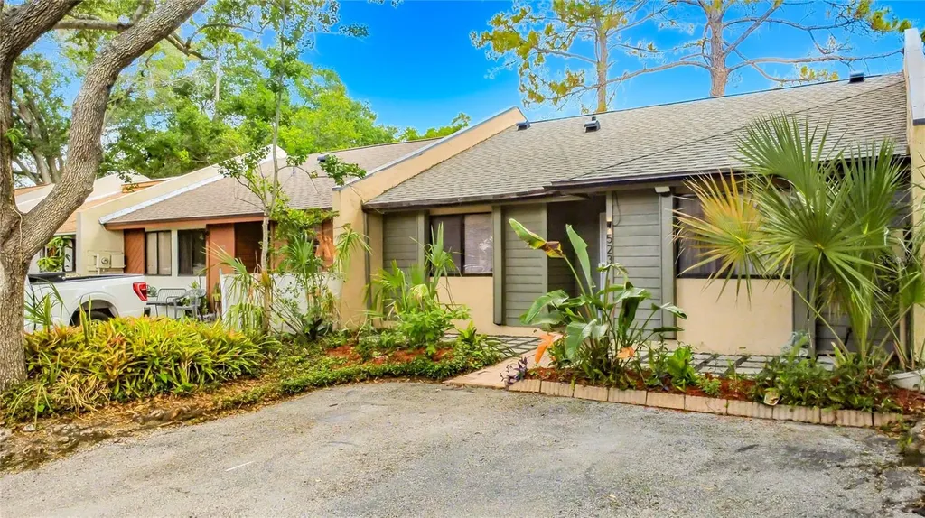 523 Derby Drive Altamonte Springs FL 32714
