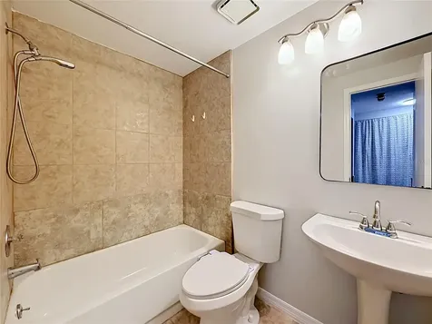 523 Derby Drive Altamonte Springs FL 32714