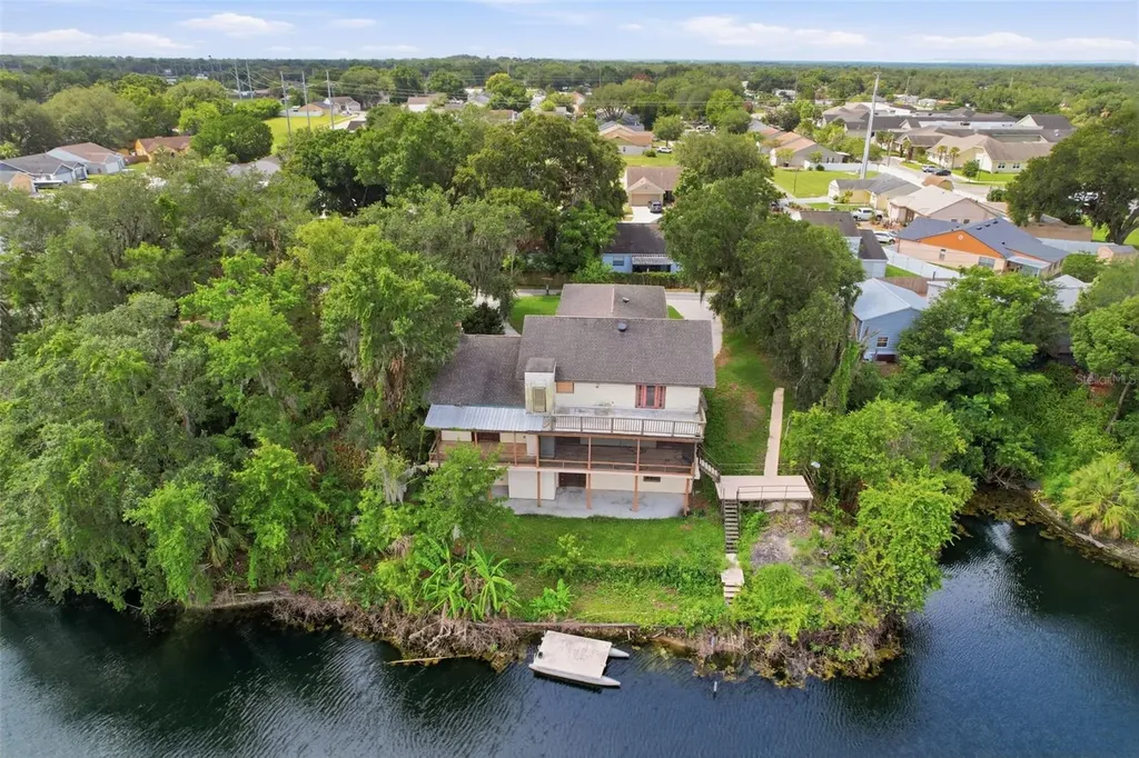 960 Lake Cove Trail Lakeland FL 33813