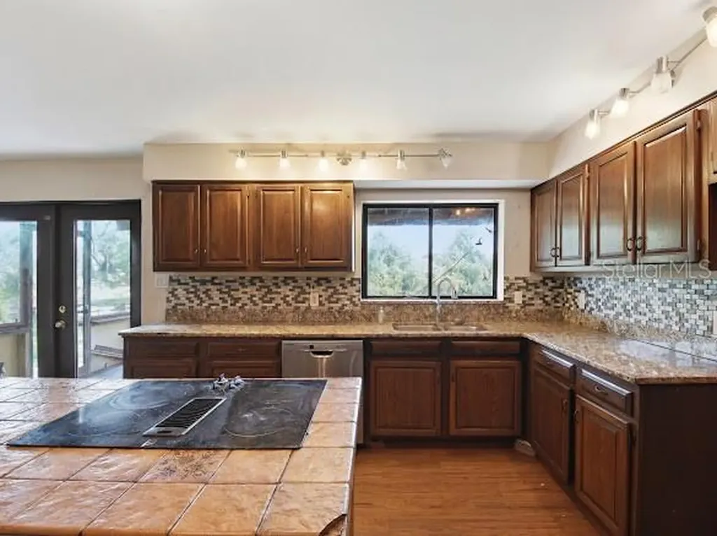 960 Lake Cove Trail Lakeland FL 33813