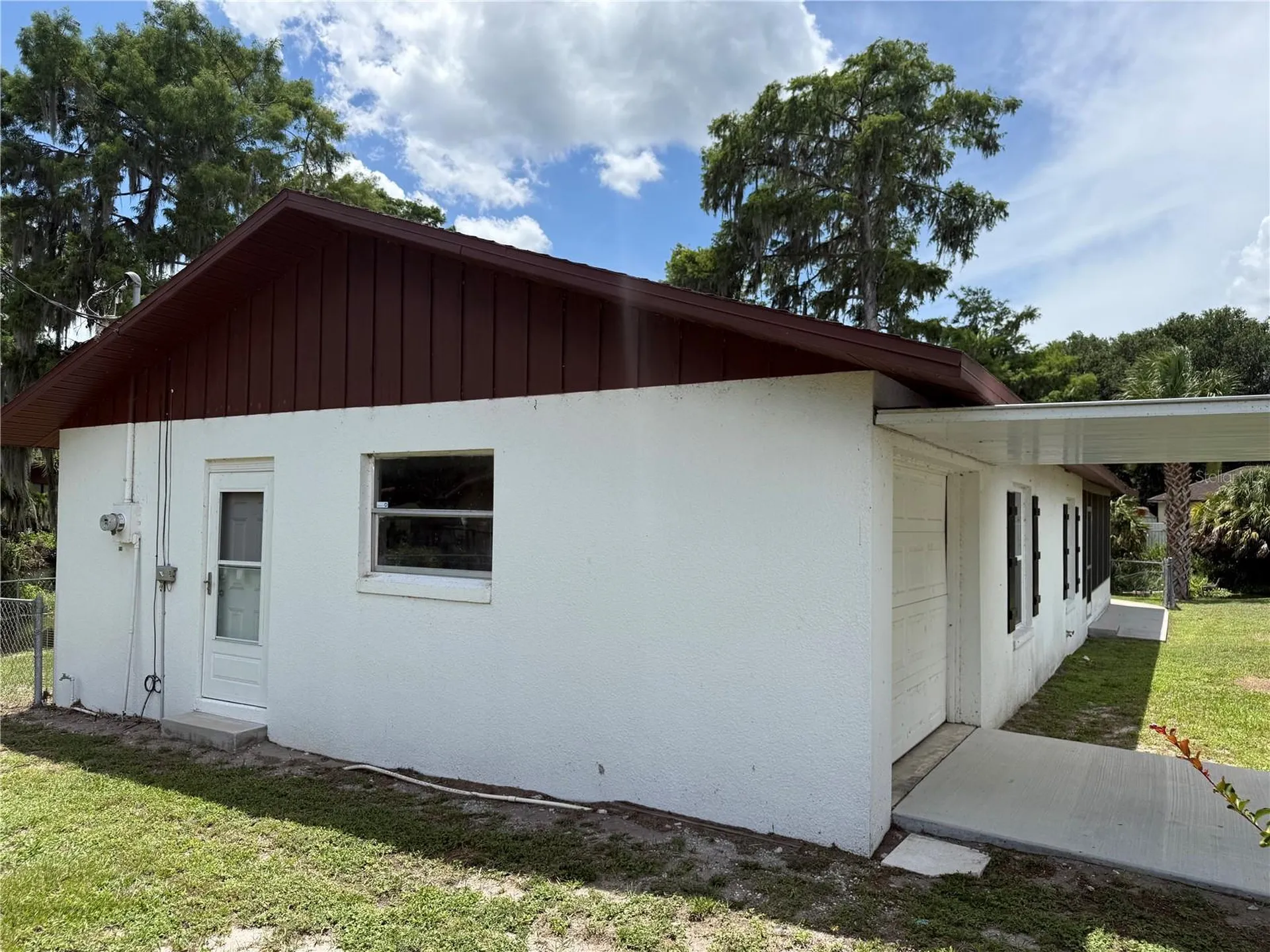 1141 County Road 457 Lake Panasoffkee FL 33538