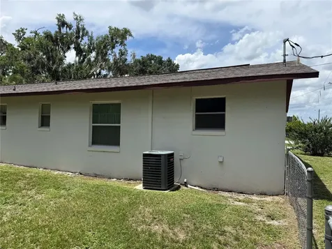 1141 County Road 457 Lake Panasoffkee FL 33538