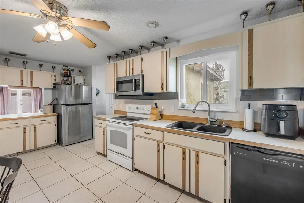 2509 Woodland Drive Edgewater FL 32141