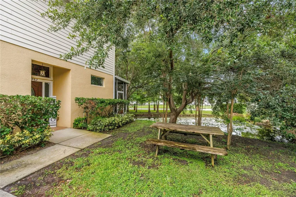 2982 Estancia Place Clearwater FL 33761