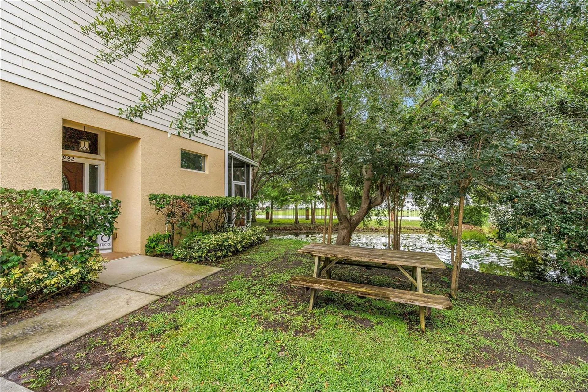 2982 Estancia Place Clearwater FL 33761