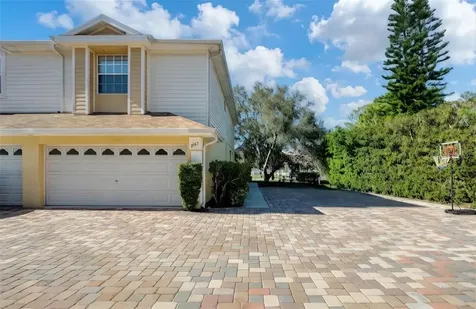 2982 Estancia Place Clearwater FL 33761