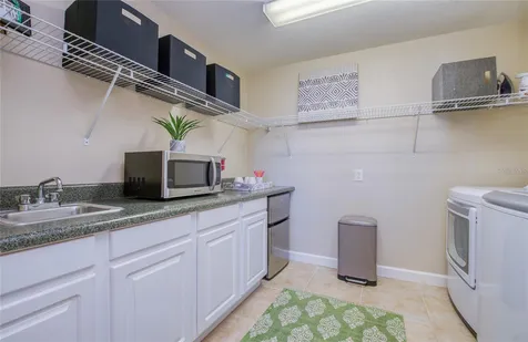 2982 Estancia Place Clearwater FL 33761