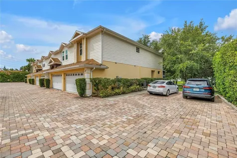 2982 Estancia Place Clearwater FL 33761
