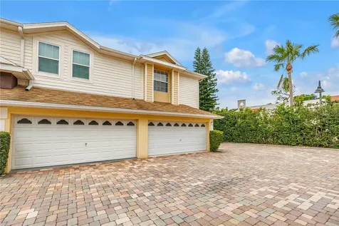 2982 Estancia Place Clearwater FL 33761