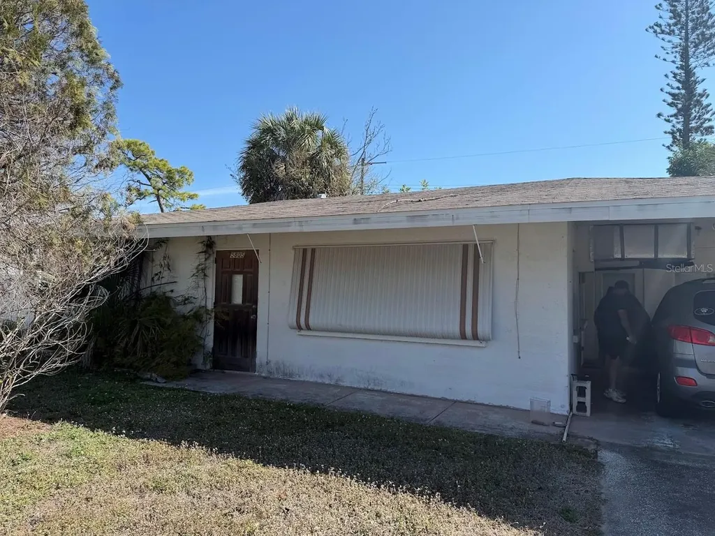 5805 18th Street W Bradenton FL 34207