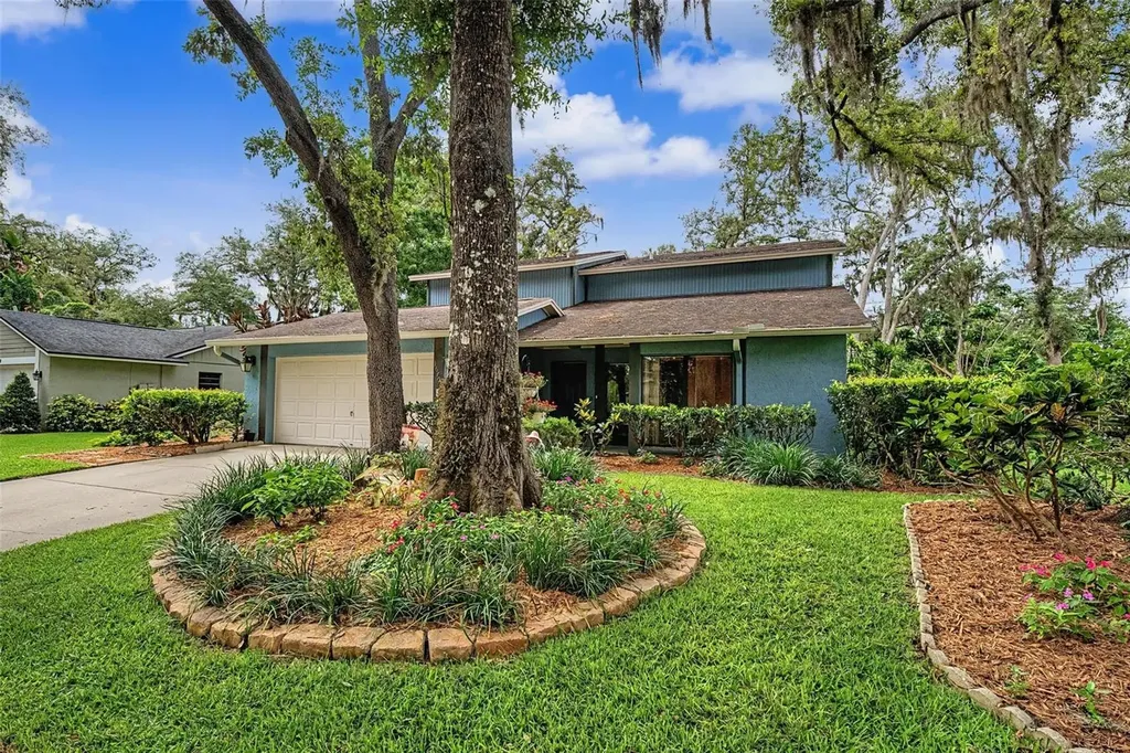 16706 Rolling Rock Drive Tampa FL 33618