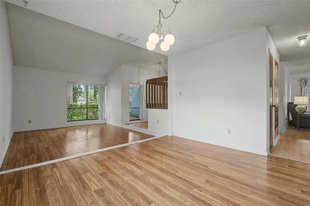 16706 Rolling Rock Drive Tampa FL 33618