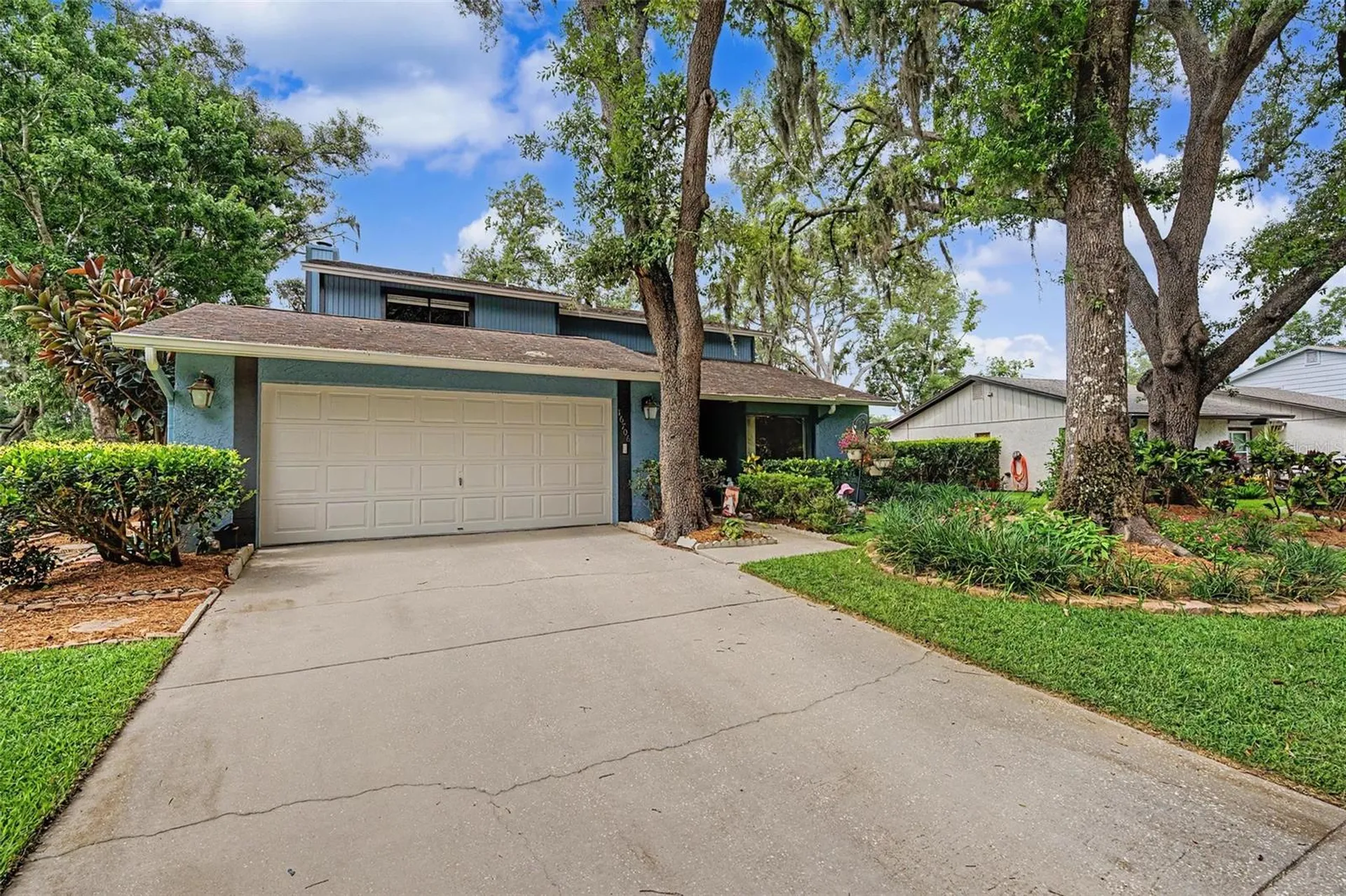 16706 Rolling Rock Drive Tampa FL 33618