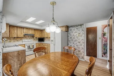16706 Rolling Rock Drive Tampa FL 33618