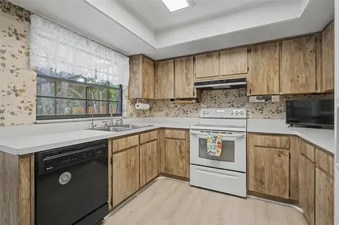 16706 Rolling Rock Drive Tampa FL 33618