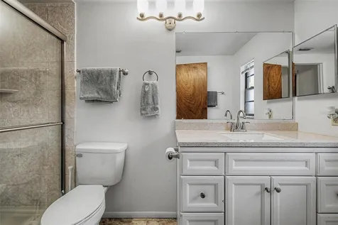 16706 Rolling Rock Drive Tampa FL 33618