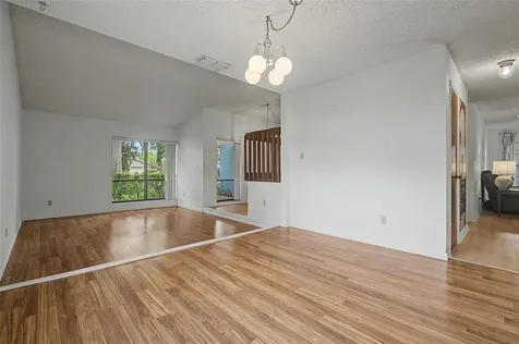 16706 Rolling Rock Drive Tampa FL 33618