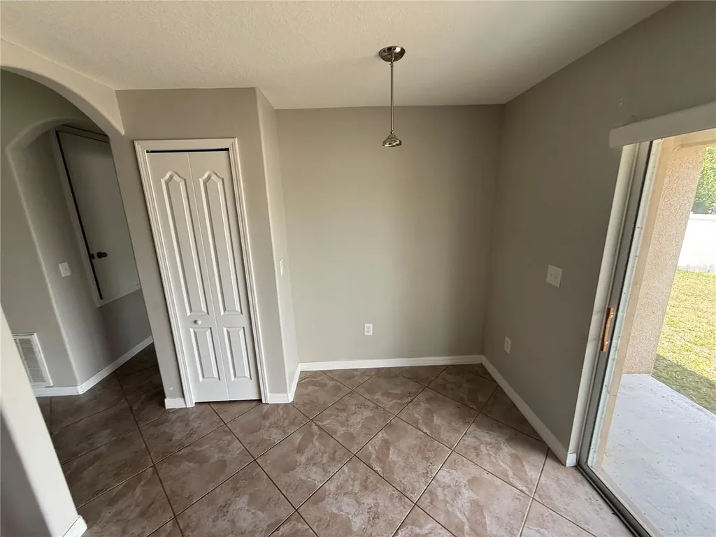 1970 Hawks View Drive Ruskin FL 33570