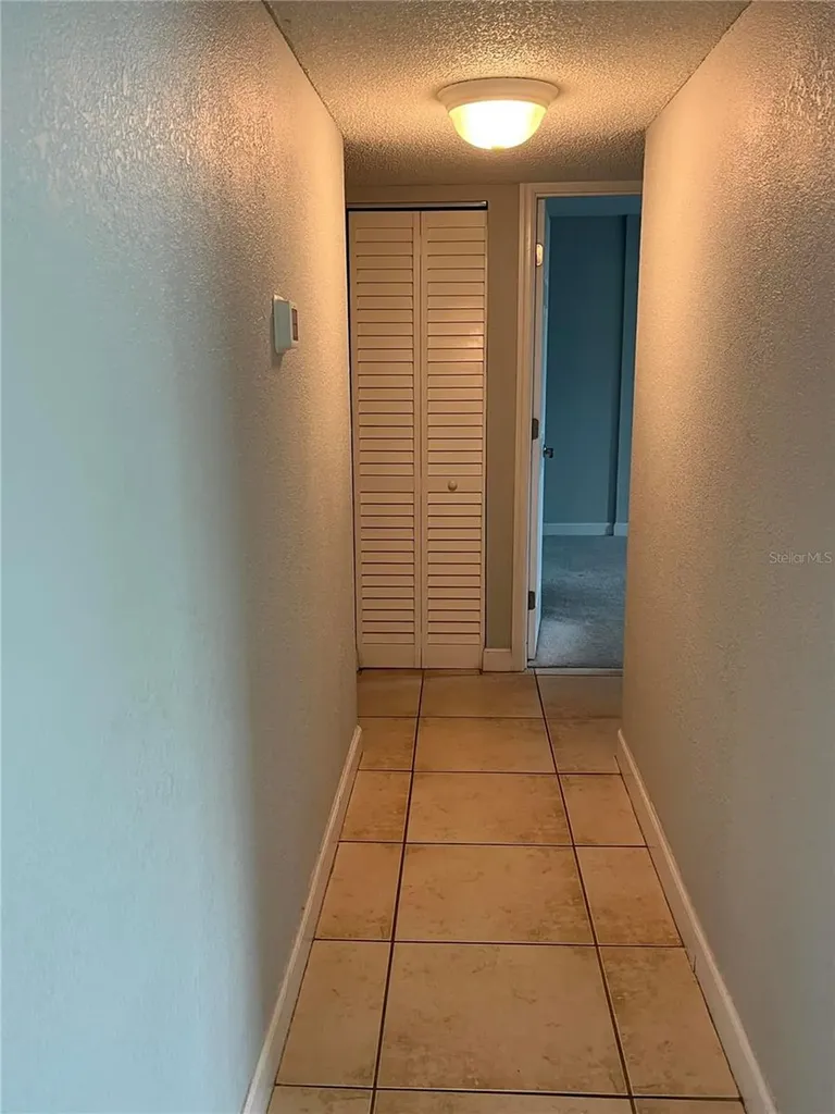 2610 Coconut Bay Ln Lane Sarasota FL 34237