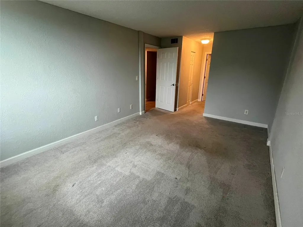 2610 Coconut Bay Ln Lane Sarasota FL 34237