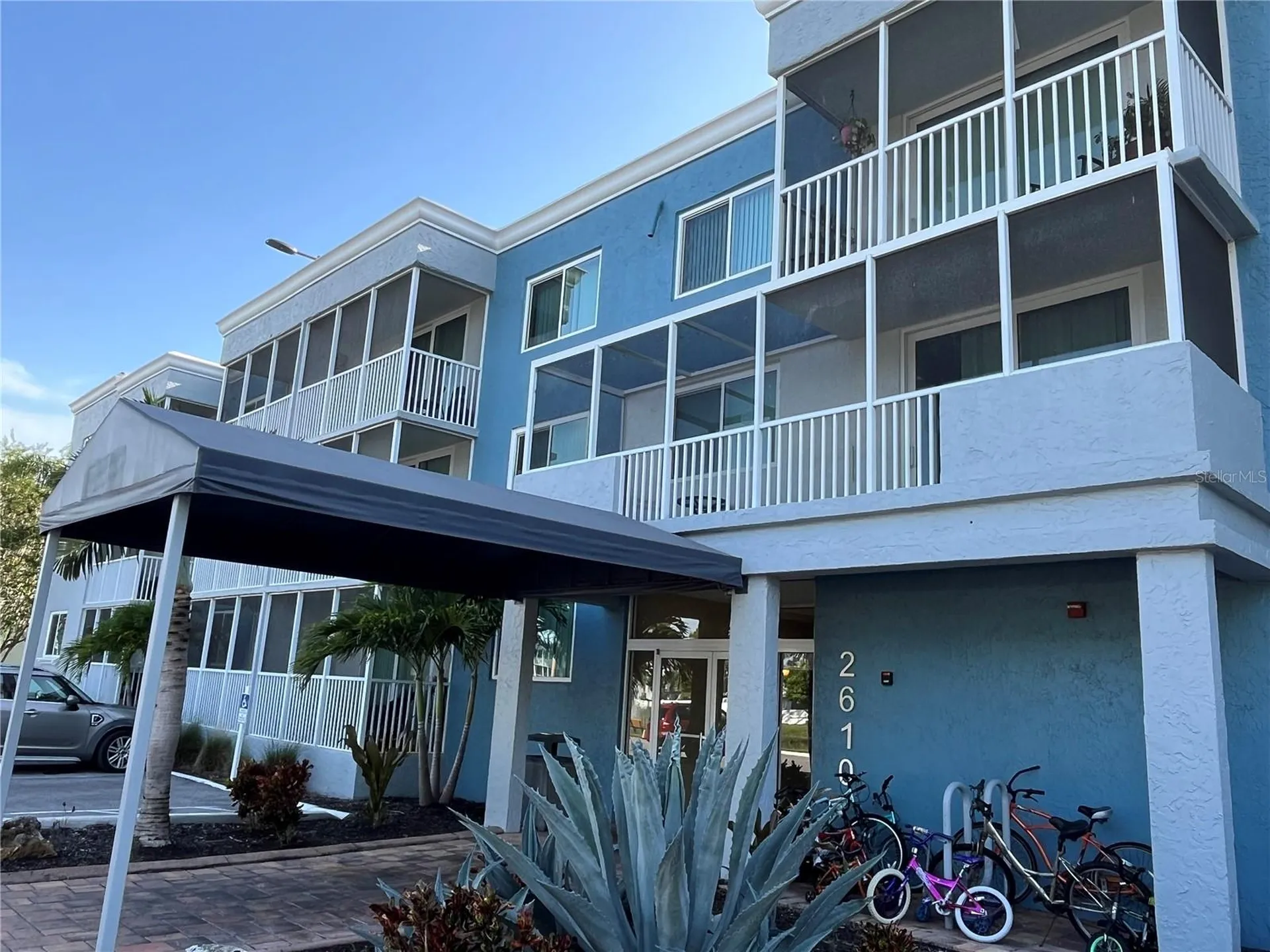2610 Coconut Bay Ln Lane Sarasota FL 34237