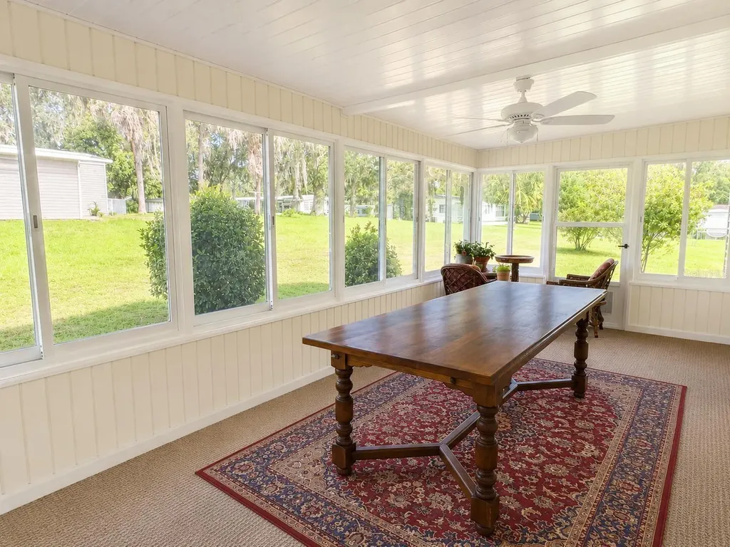 304 Sheerwood Drive Lady Lake FL 32159